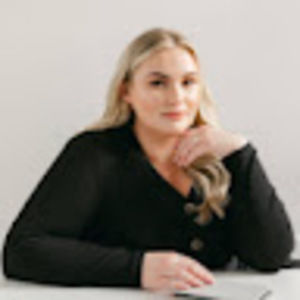 Meet your Posher, Baye